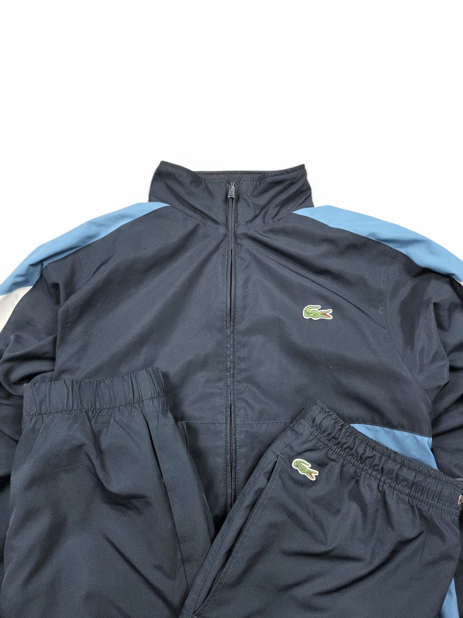 Lacoste Trainingsanzug – Größe 2 / 168 (S–M)