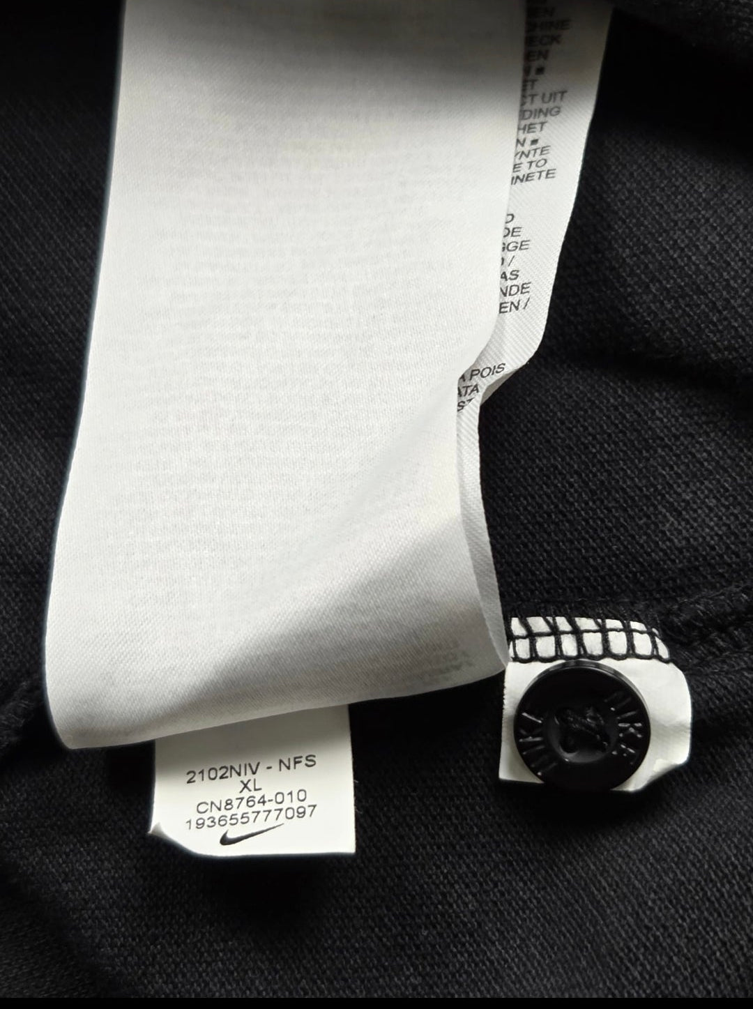 Nike Polo-Shirt Schwarz – Minimalistischer Premium Sportswear Look