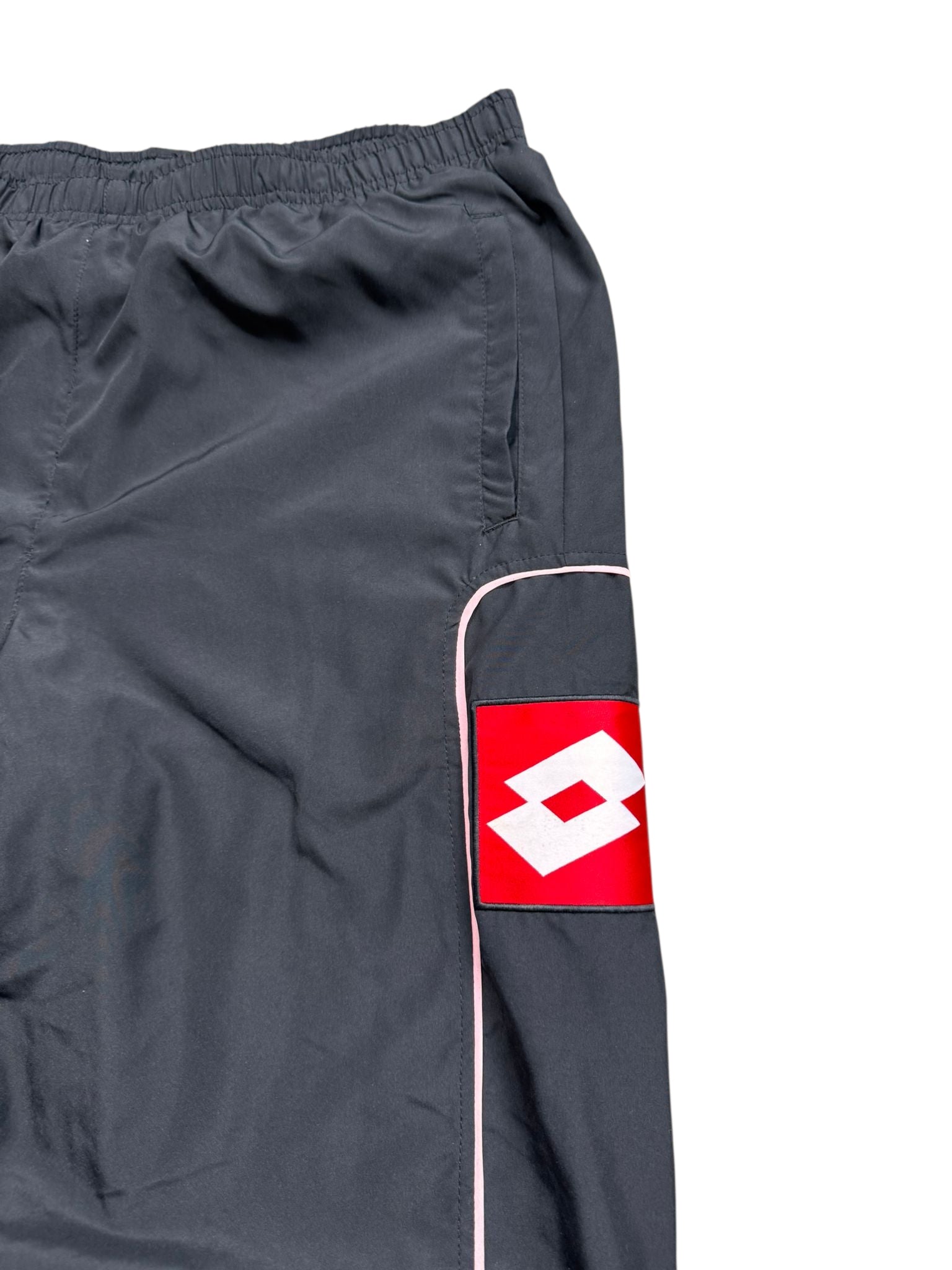Lotto Palermo Trainingsanzug Größe S – Schwarz Rosa Retro Sportstyle
